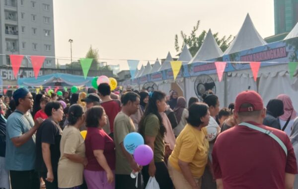 Polri Gelar Pasar Rakyat Serentak di Lima Wilayah, 75.000 Paket Sembako Disediakan untuk Masyarakat