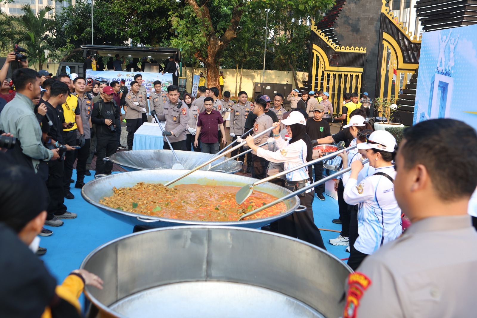 Bobon Santoso: Memasak dan Melayani Jakarta Bersama Polda Metro Jaya